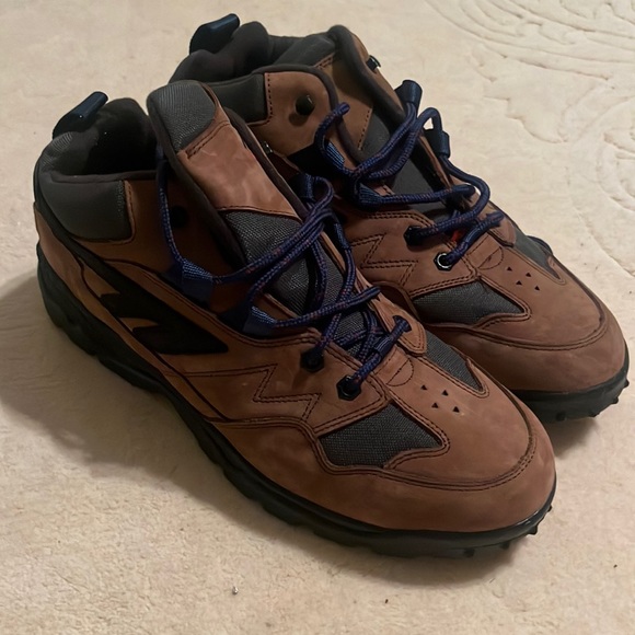 Mid Tec Hiking Boots | Mid Cut | Brown | Sz. 13 | NWOT - Picture 1 of 5